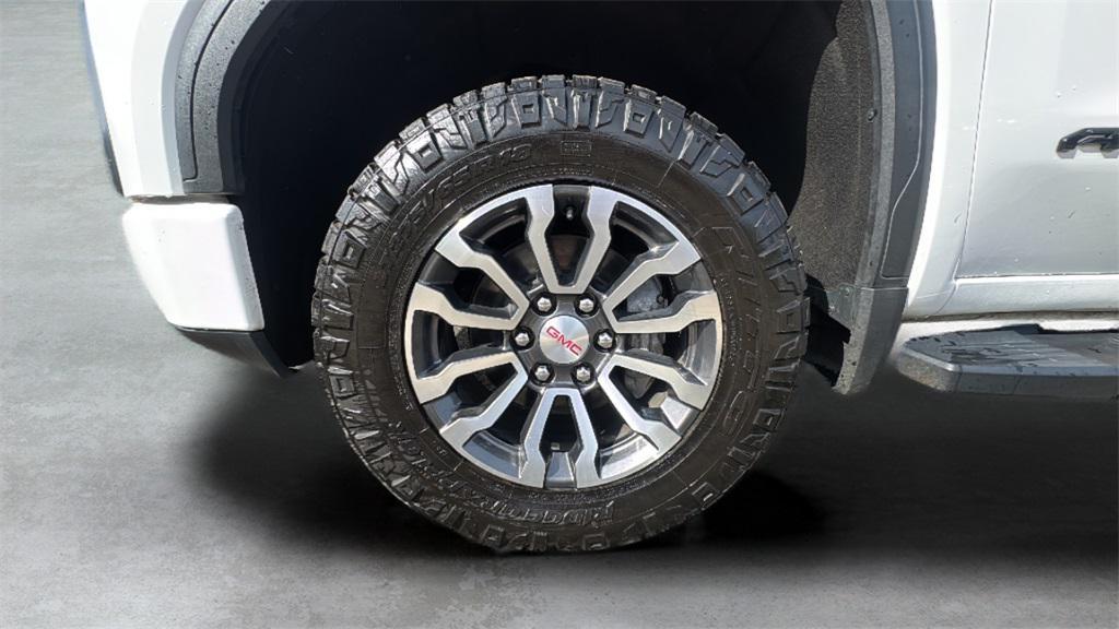 used 2021 GMC Sierra 1500 car, priced at $34,995