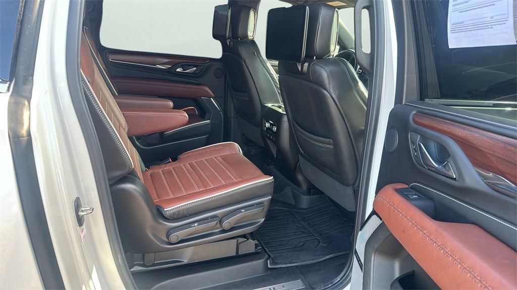 used 2023 GMC Yukon XL car, priced at $75,995
