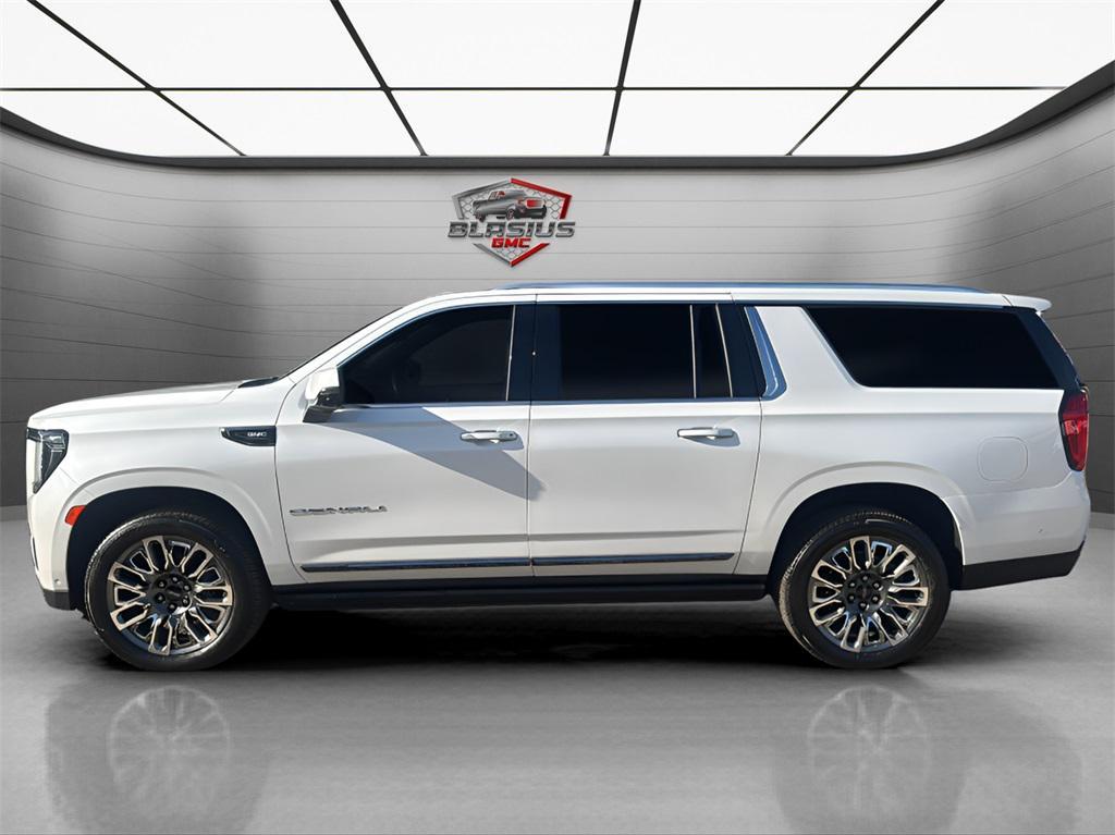 used 2023 GMC Yukon XL car, priced at $75,995