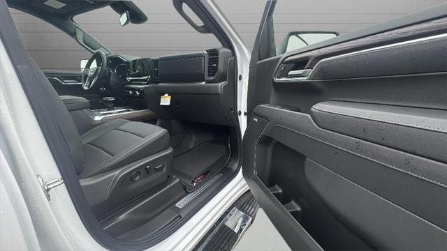 new 2025 GMC Sierra 1500 car, priced at $58,405