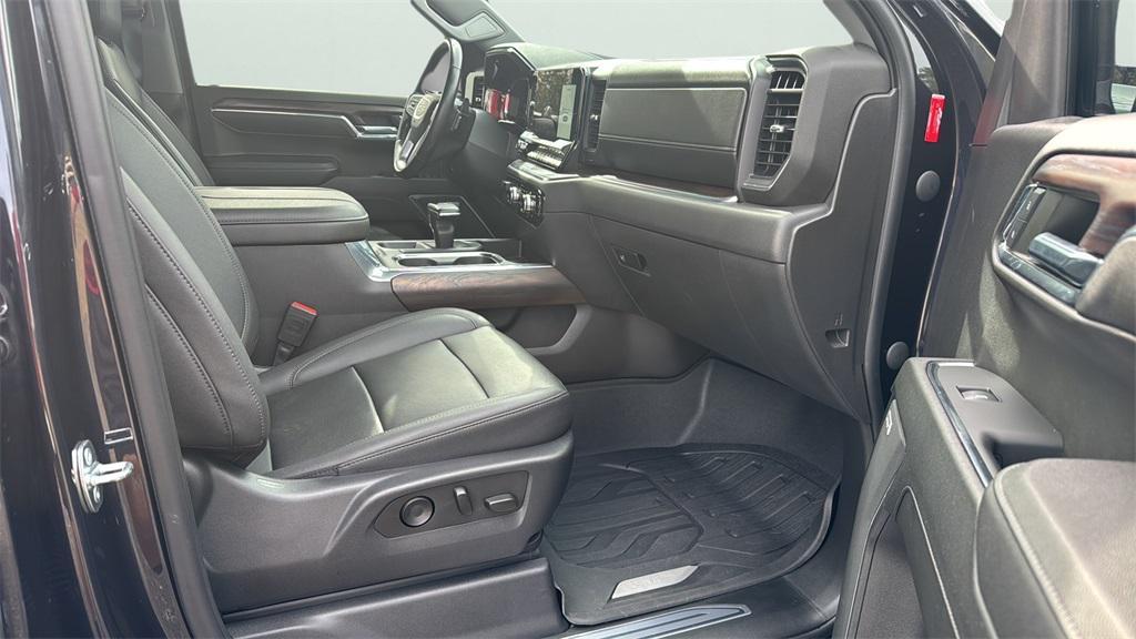 used 2023 GMC Sierra 1500 car, priced at $43,995