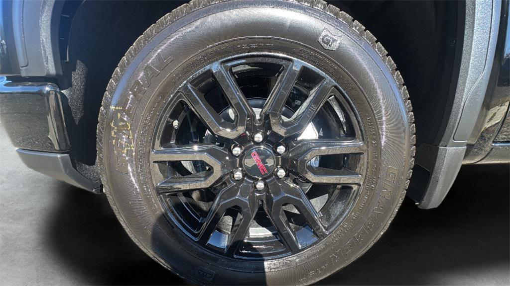new 2026 GMC Sierra 1500 car, priced at $60,195