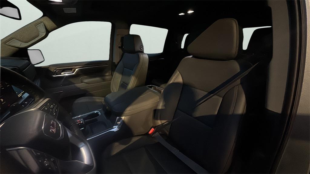 new 2026 GMC Sierra 1500 car, priced at $63,995