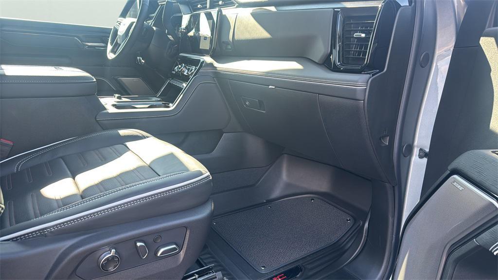 new 2026 GMC Sierra 2500 car, priced at $81,985