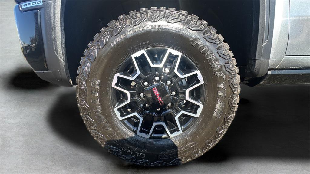 new 2026 GMC Sierra 2500 car, priced at $81,985