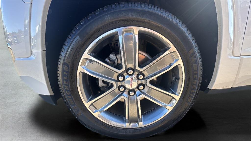 used 2019 GMC Acadia car, priced at $22,999