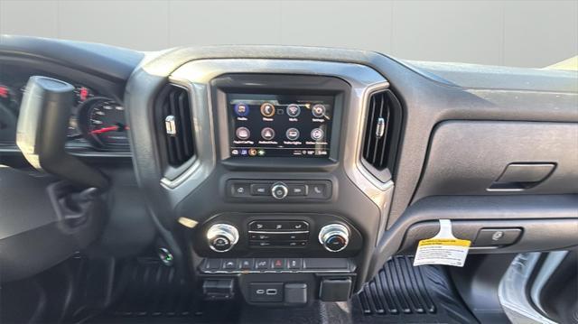 new 2025 GMC Sierra 1500 car, priced at $44,120