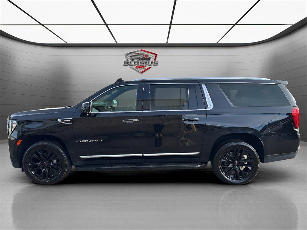 used 2023 GMC Yukon XL car, priced at $71,955