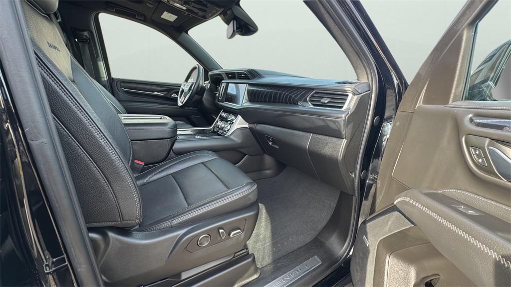 used 2023 GMC Yukon XL car, priced at $71,955