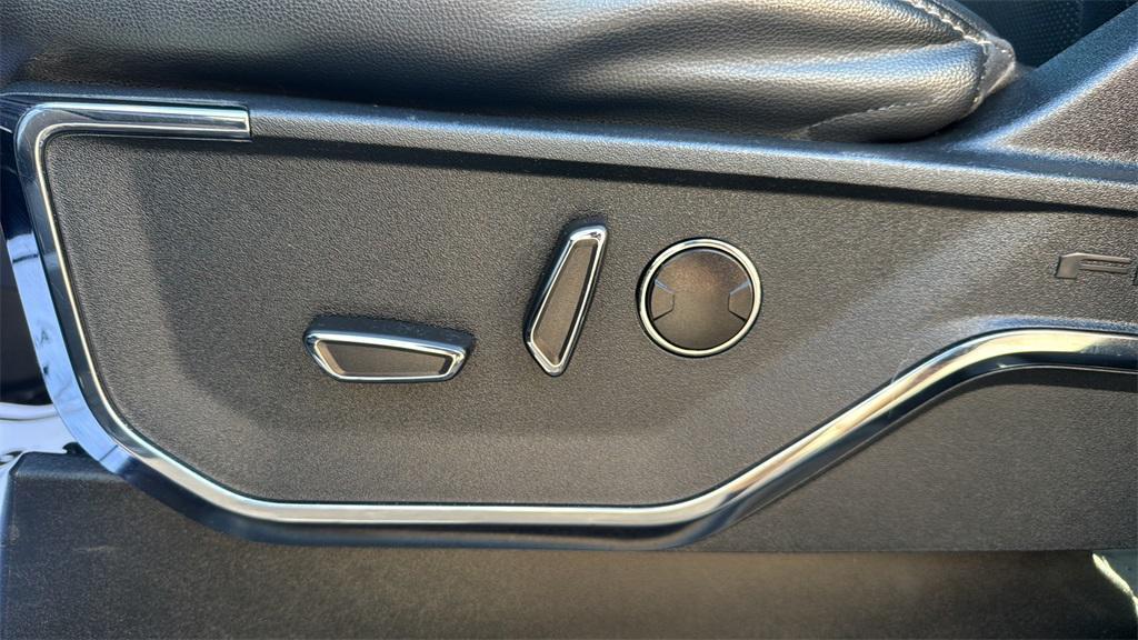 used 2021 Ford F-150 car, priced at $32,995