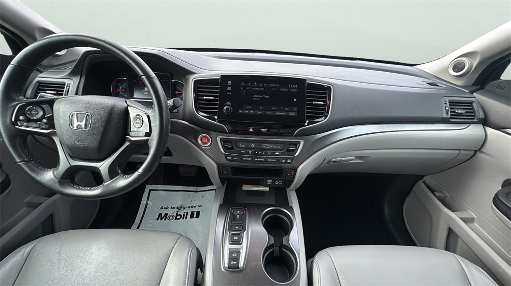 used 2022 Honda Pilot car, priced at $31,999
