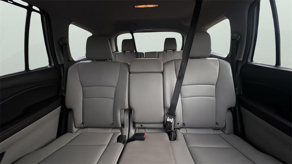 used 2022 Honda Pilot car, priced at $31,999