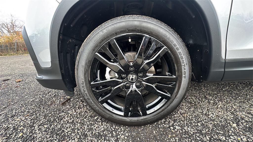 used 2022 Honda Pilot car, priced at $31,999