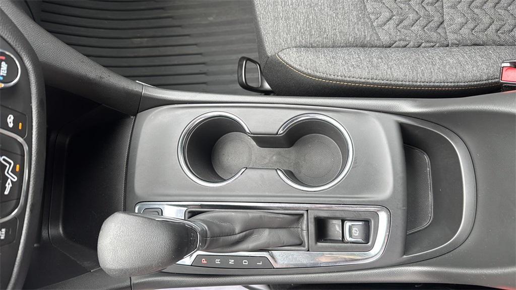 used 2022 Chevrolet Equinox car, priced at $19,901