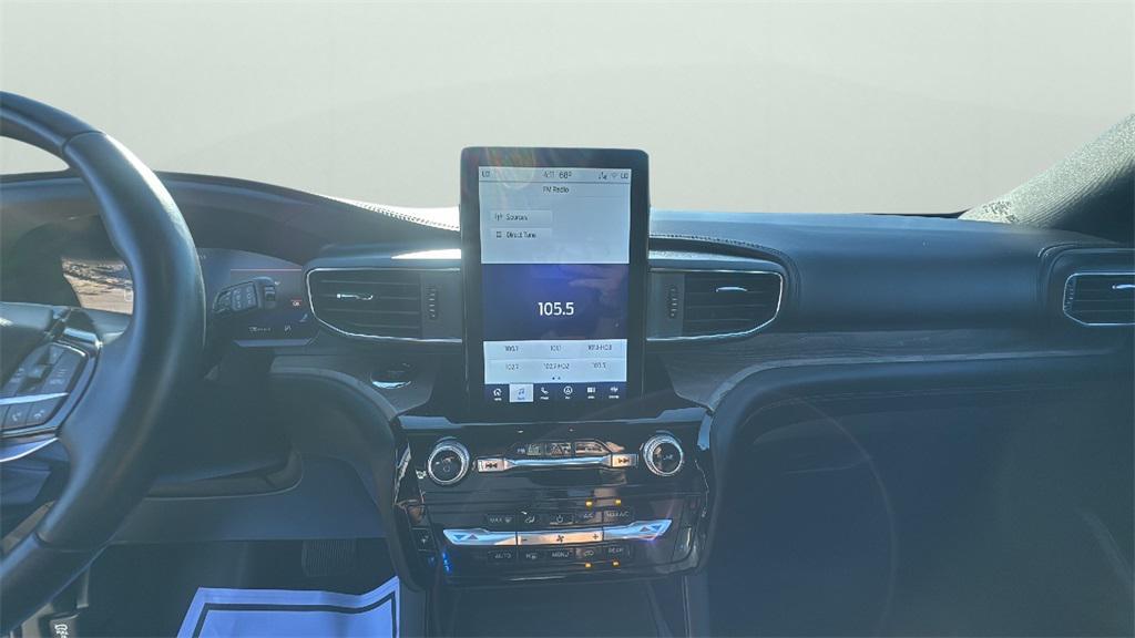 used 2022 Ford Explorer car, priced at $34,915