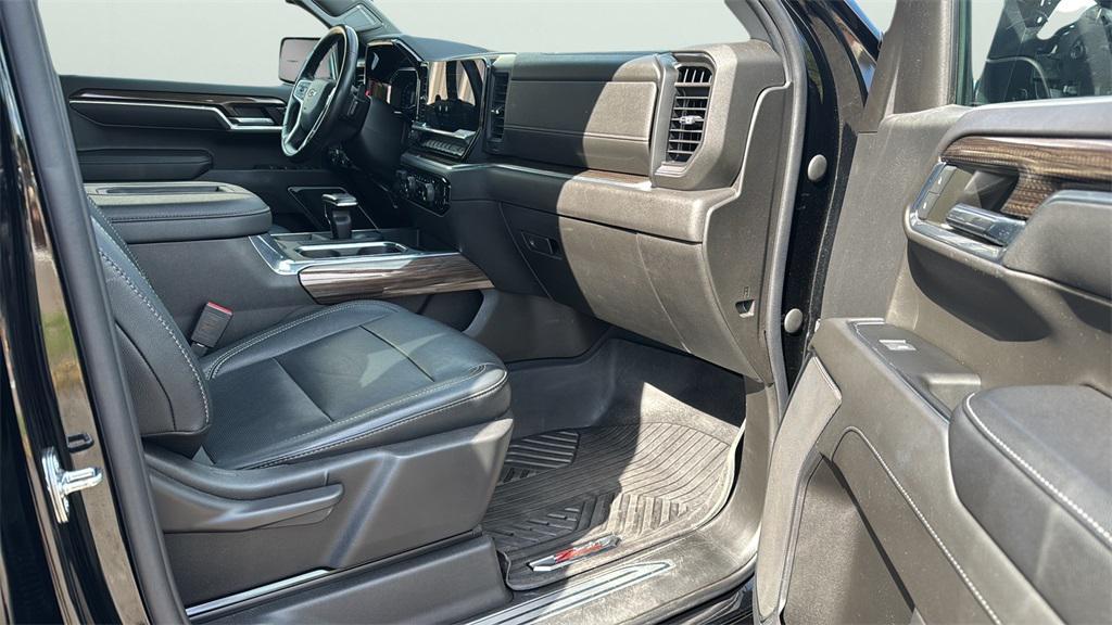 used 2022 Chevrolet Silverado 1500 car, priced at $33,995