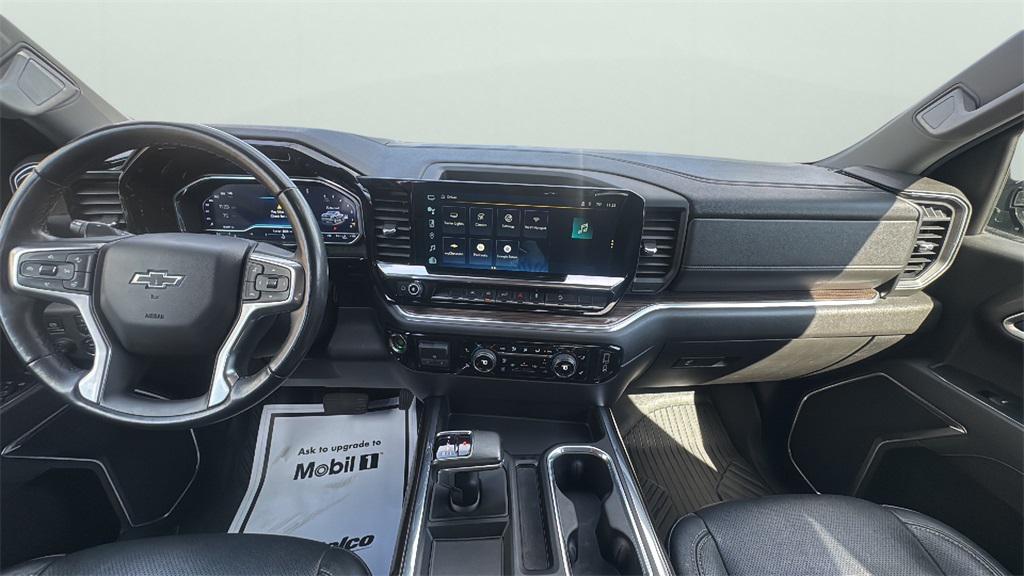 used 2022 Chevrolet Silverado 1500 car, priced at $33,995