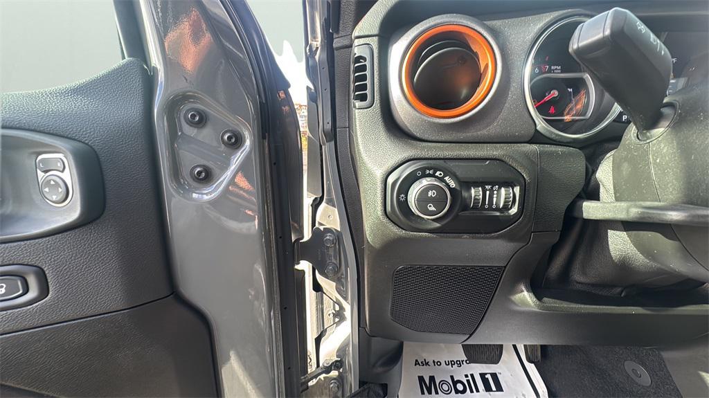 used 2021 Jeep Gladiator car, priced at $33,955