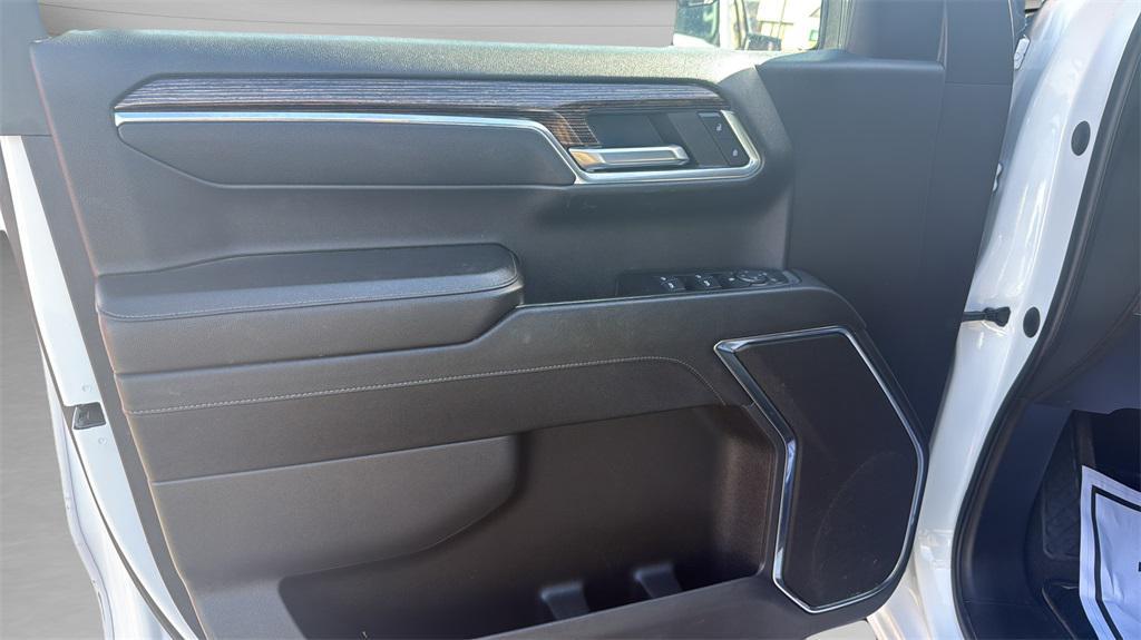 used 2023 GMC Sierra 1500 car, priced at $36,955