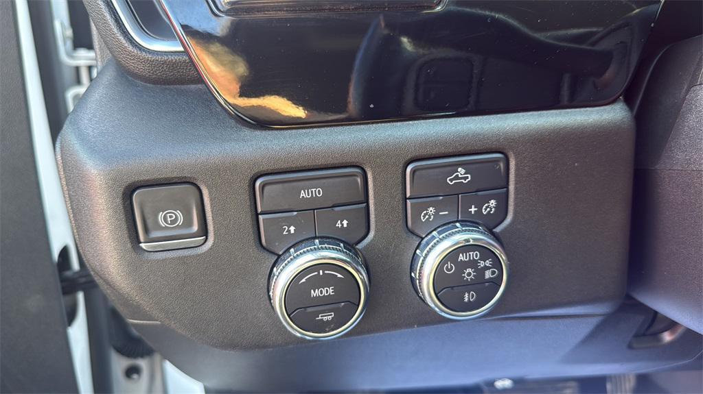 used 2023 GMC Sierra 1500 car, priced at $36,955