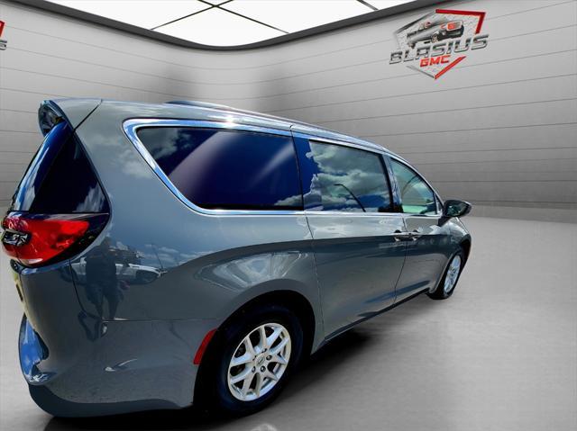 used 2022 Chrysler Pacifica car, priced at $18,994