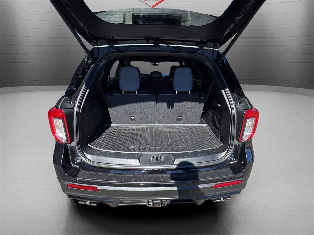 used 2022 Ford Explorer car, priced at $33,976