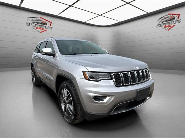 used 2017 Jeep Grand Cherokee car, priced at $13,960