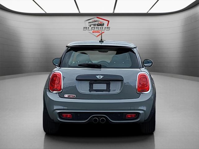 used 2019 MINI Hardtop car, priced at $18,799