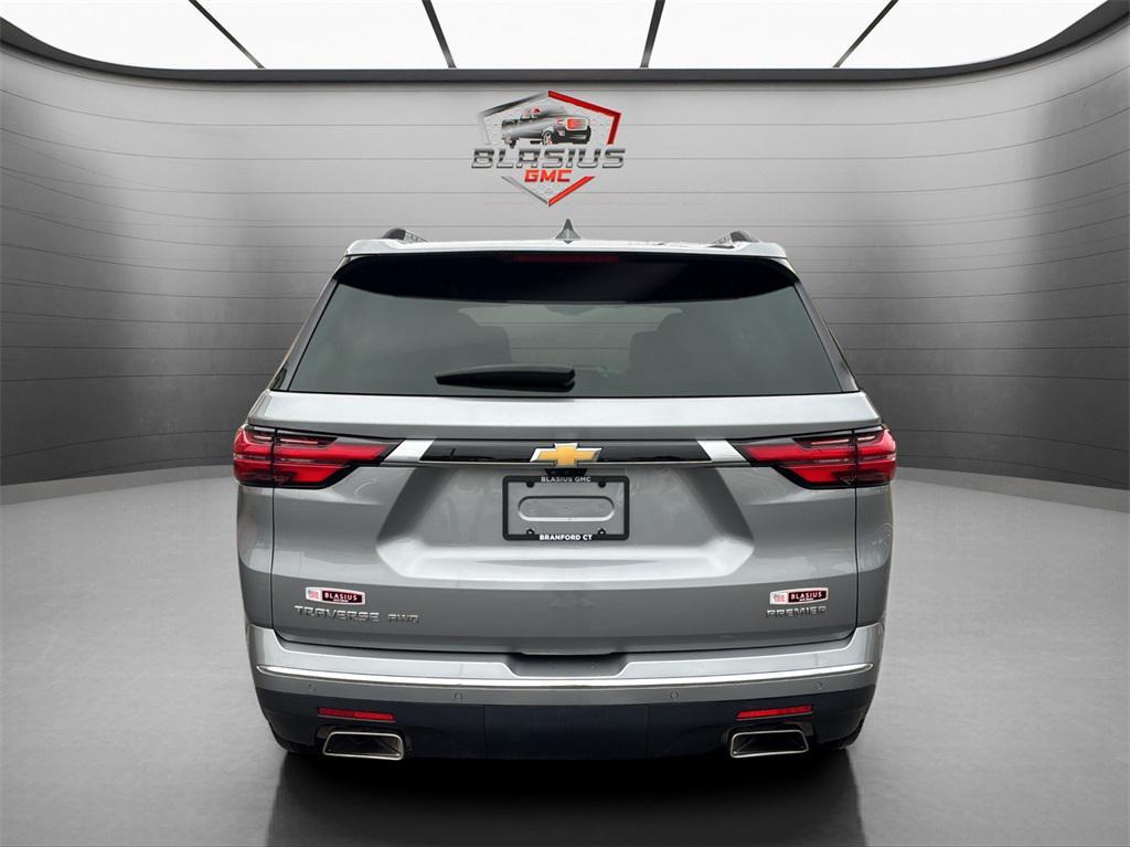 used 2023 Chevrolet Traverse car, priced at $32,574