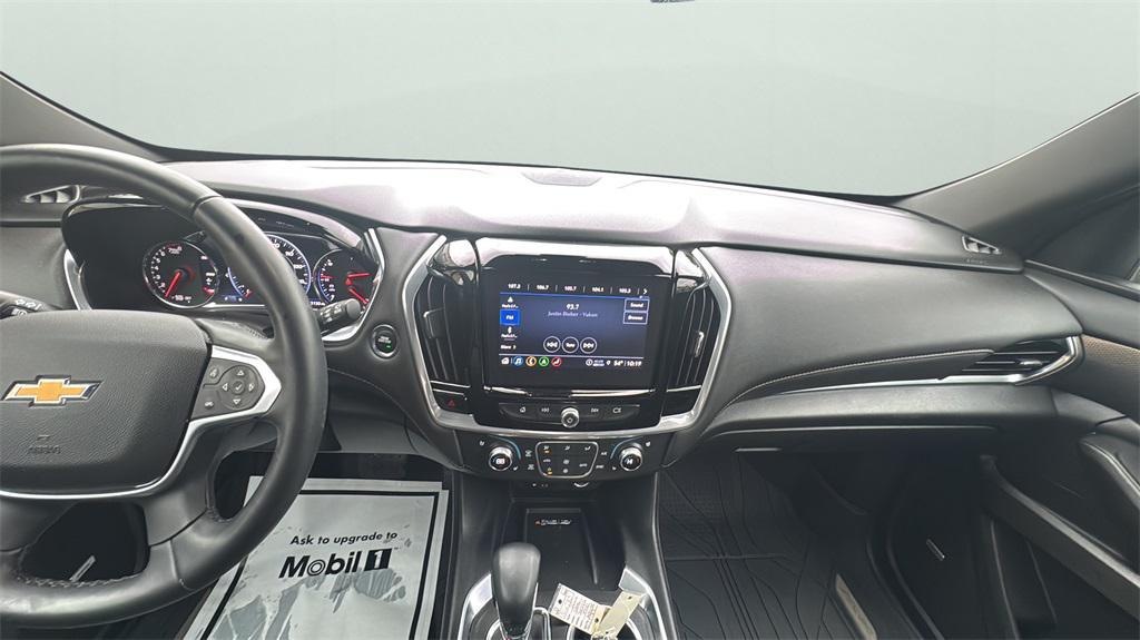 used 2023 Chevrolet Traverse car, priced at $32,574