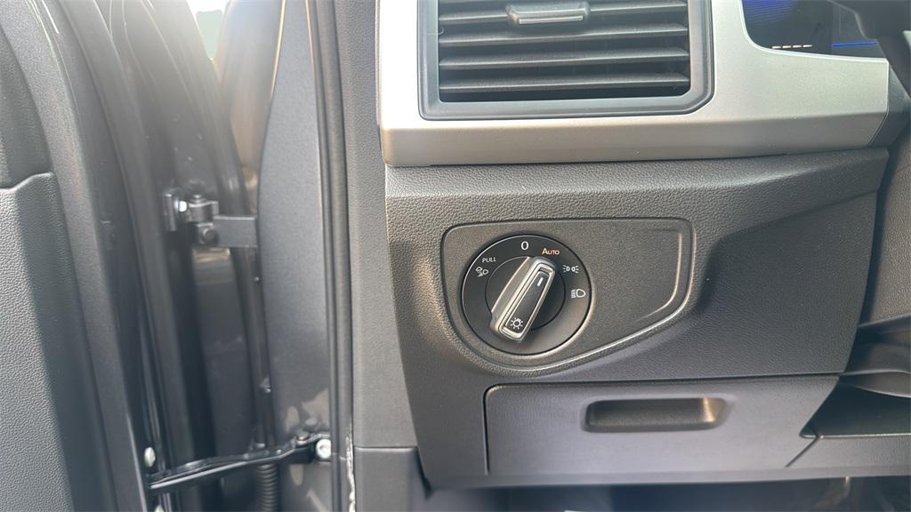 used 2023 Volkswagen Atlas car, priced at $23,988