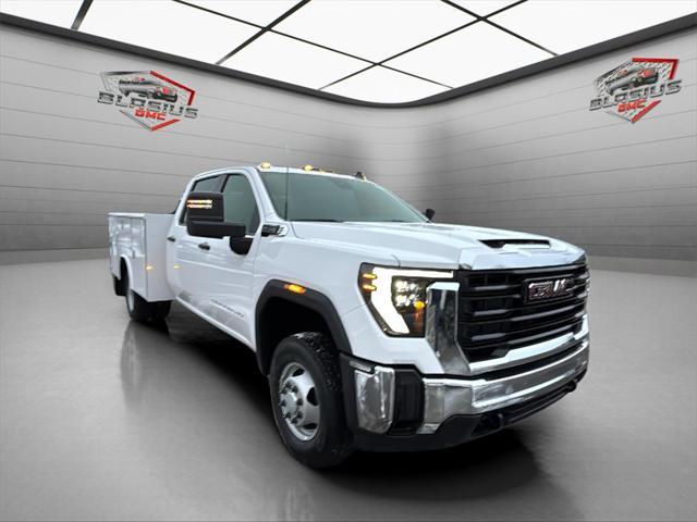 new 2025 GMC Sierra 3500 car, priced at $57,718