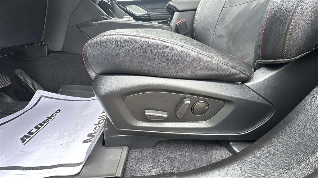 used 2023 Ford Explorer car, priced at $41,999