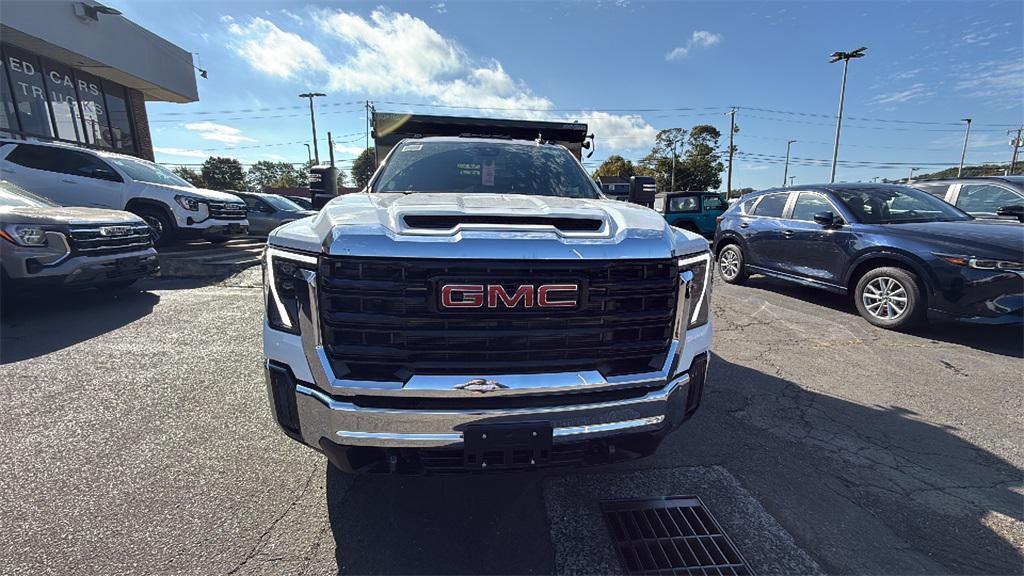 new 2026 GMC Sierra 3500 car, priced at $65,710