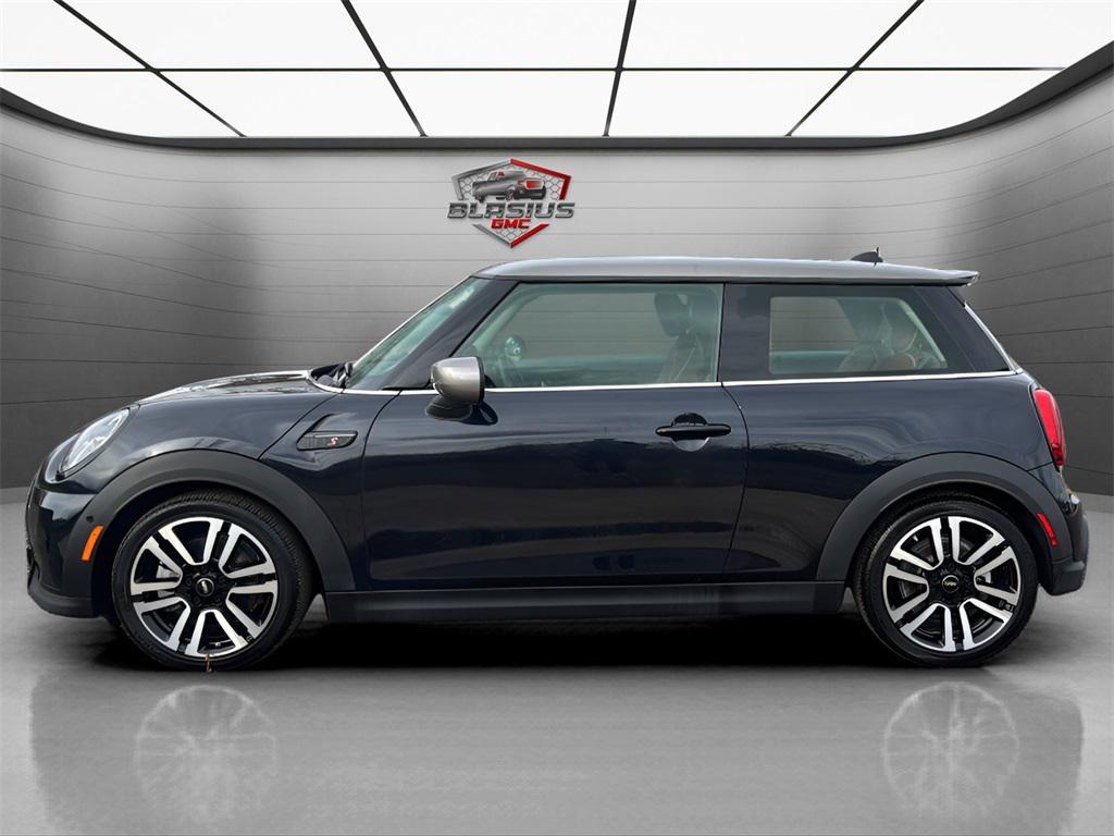 used 2023 MINI Hardtop car, priced at $23,917