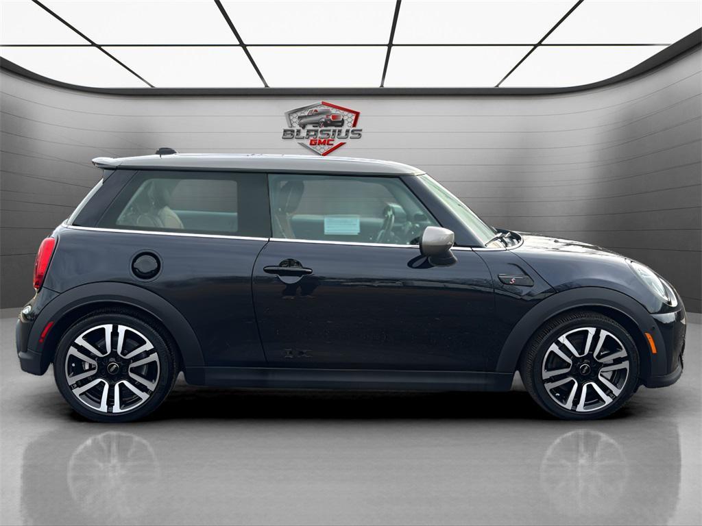 used 2023 MINI Hardtop car, priced at $23,917