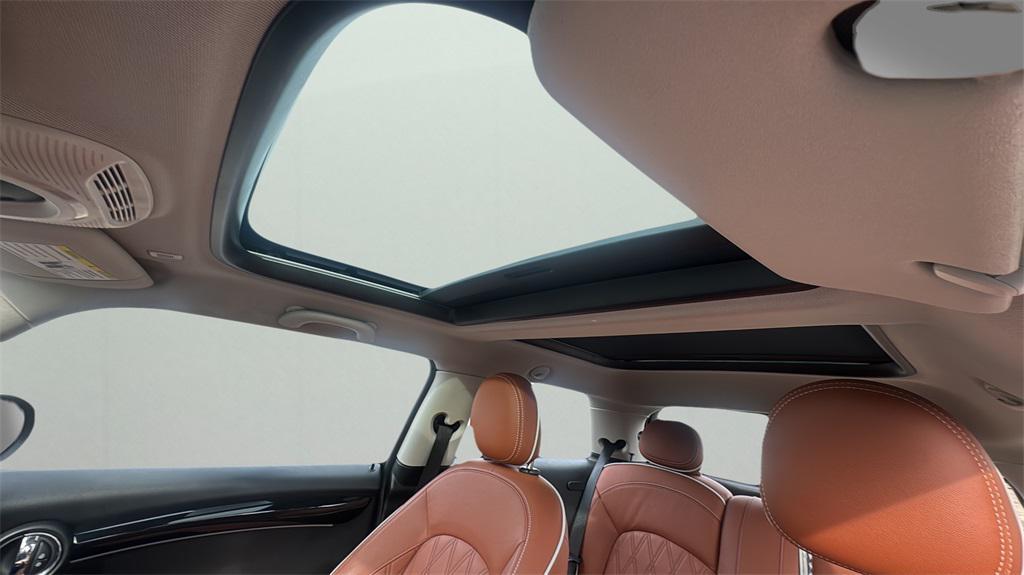 used 2023 MINI Hardtop car, priced at $23,917