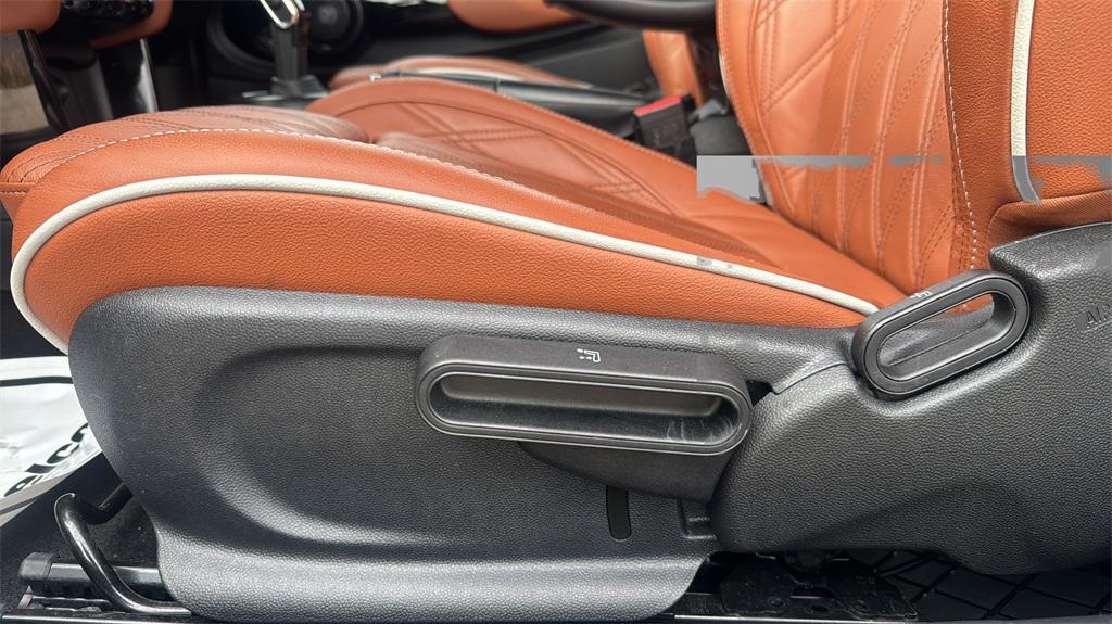 used 2023 MINI Hardtop car, priced at $23,917