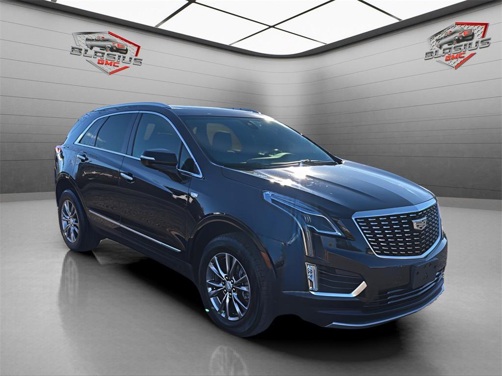used 2022 Cadillac XT5 car, priced at $30,980