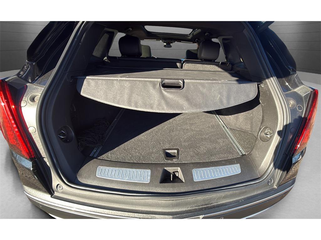 used 2022 Cadillac XT5 car, priced at $30,980