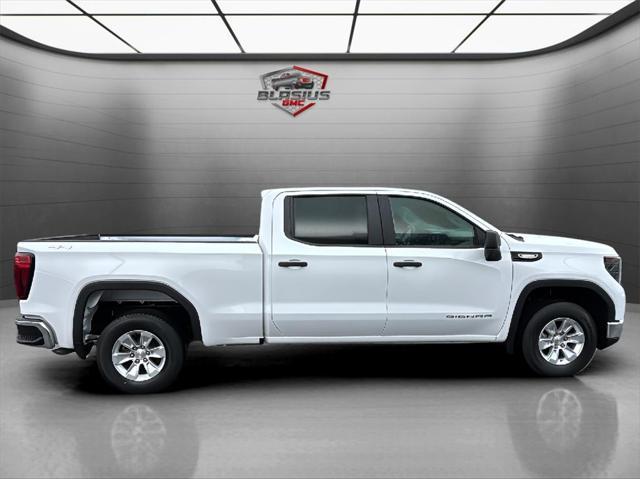 new 2025 GMC Sierra 1500 car, priced at $43,330