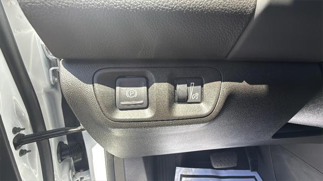used 2022 GMC Acadia car, priced at $25,955
