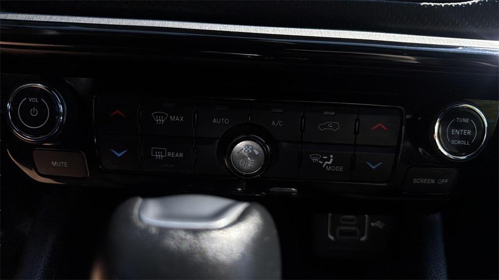 used 2023 Jeep Compass car, priced at $22,955