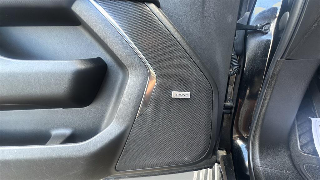 used 2022 GMC Yukon XL car, priced at $59,901