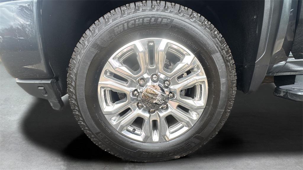 used 2022 GMC Sierra 2500 car, priced at $60,915