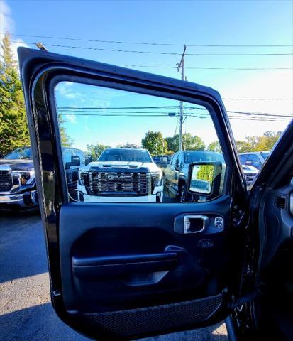 used 2021 Jeep Gladiator car, priced at $32,993