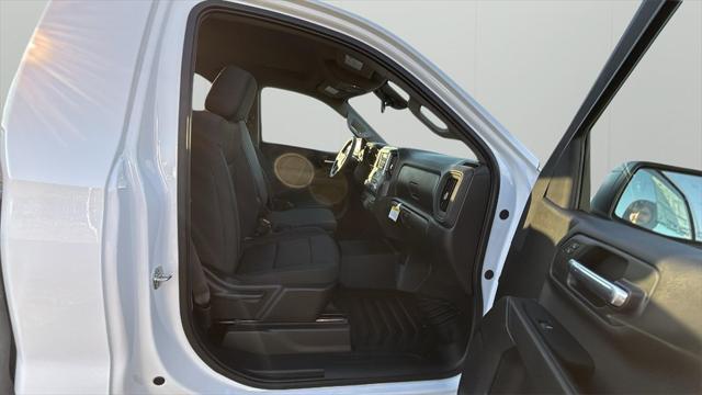 new 2025 GMC Sierra 1500 car, priced at $35,615