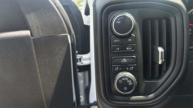 used 2021 Chevrolet Silverado 1500 car, priced at $33,802