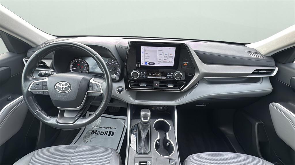 used 2023 Toyota Highlander car, priced at $29,910