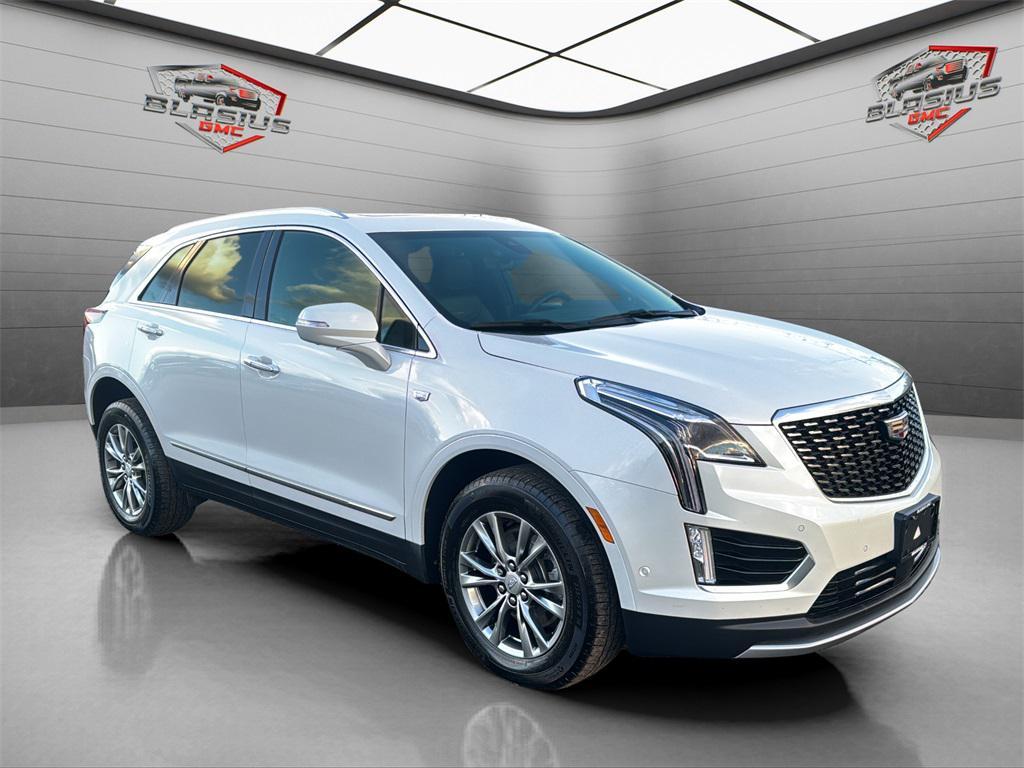 used 2022 Cadillac XT5 car, priced at $31,989